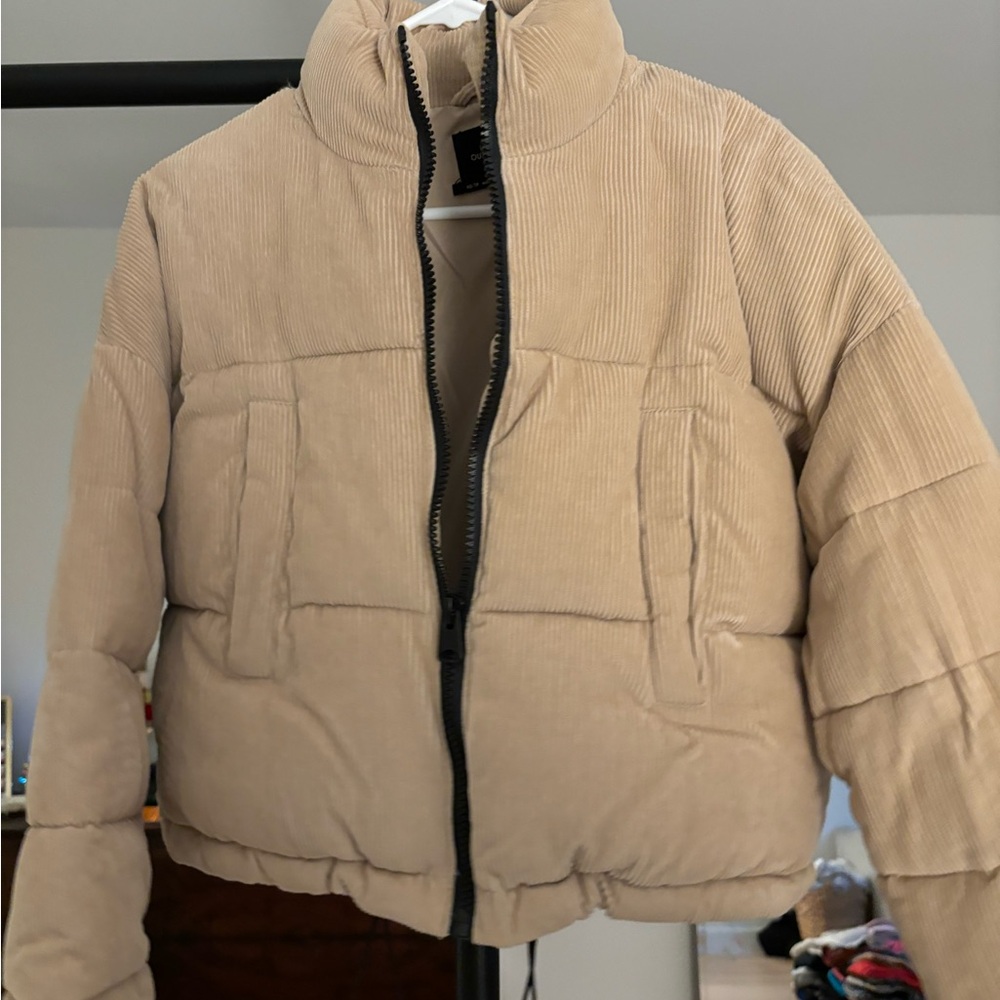 Corduroy cropped puffer jacket